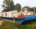 Accomodation barge MUSZLA