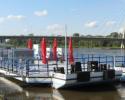 2 barki g�rnopok�adowe jako estrada, bar
