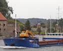 Low airdraft cargo vessel
